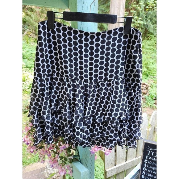 Polka Dot Ruffle Skirt Tiered Mini Black White Party Cute Size‎ 8 - Picture 1 of 6